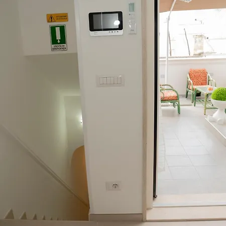 Ranierirooms&relaxstella